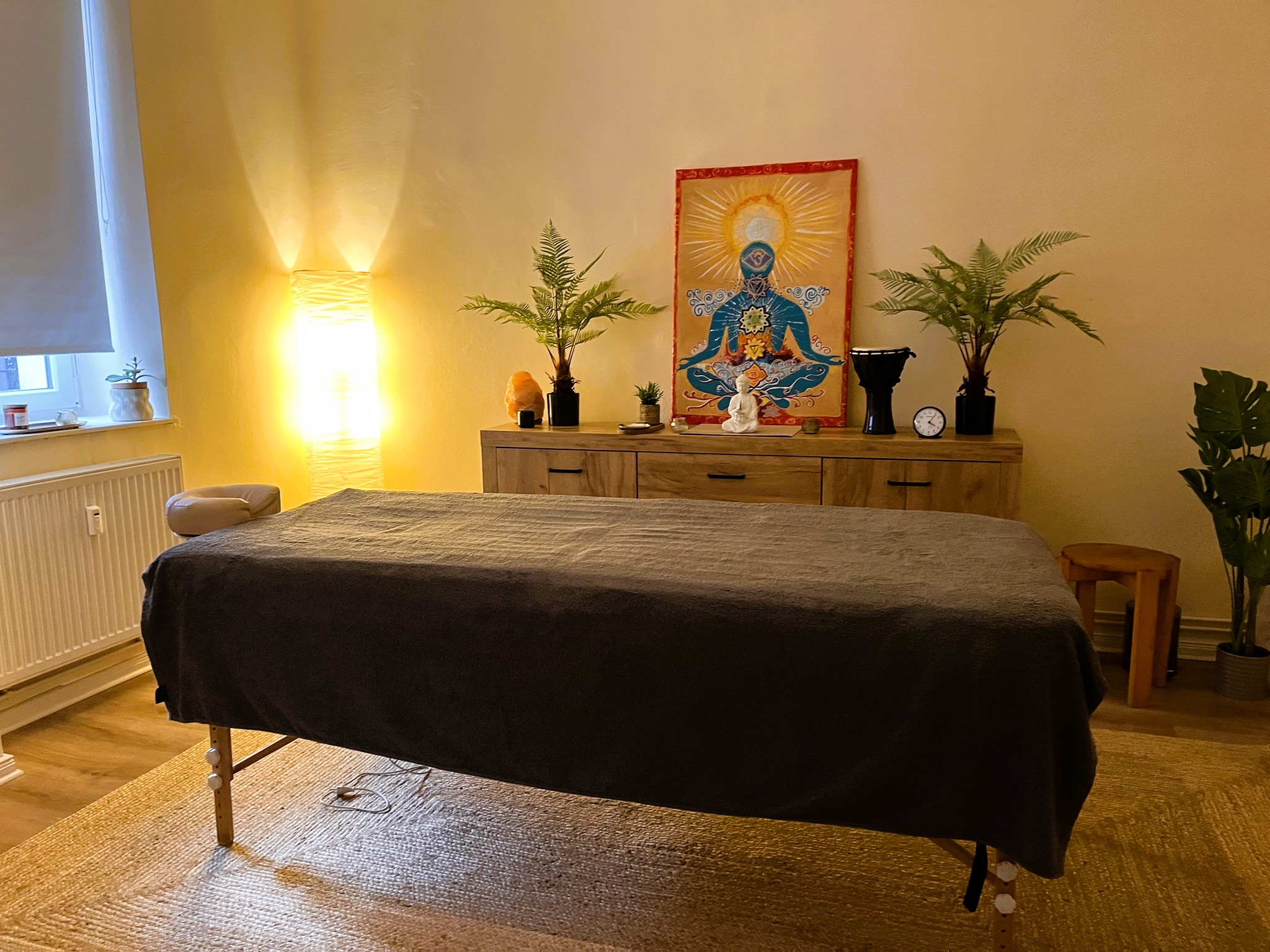 Behandlungsraum für Klangmassage bei Yogic Escape Berlin-Prenzlauer Berg